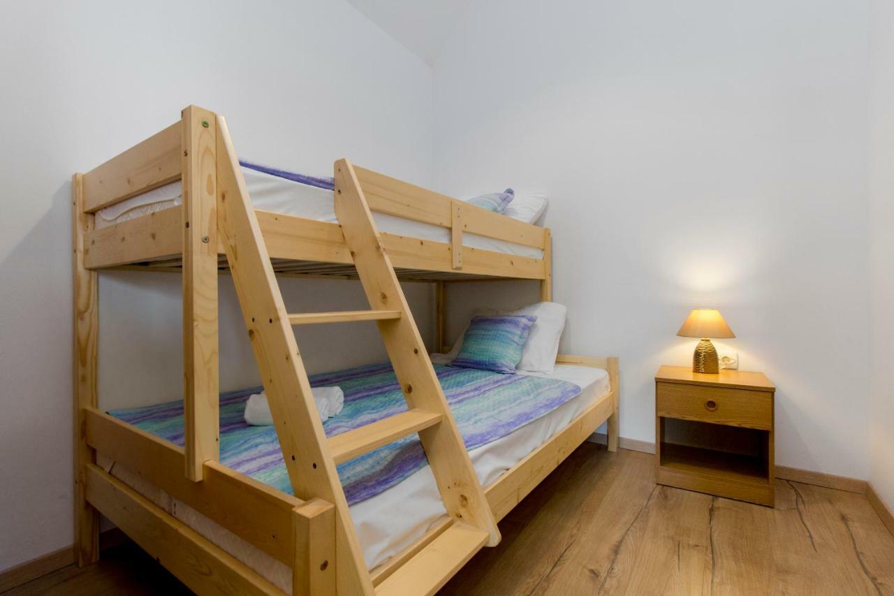 Apartmani Skelin***/**** Kaštela Kültér fotó